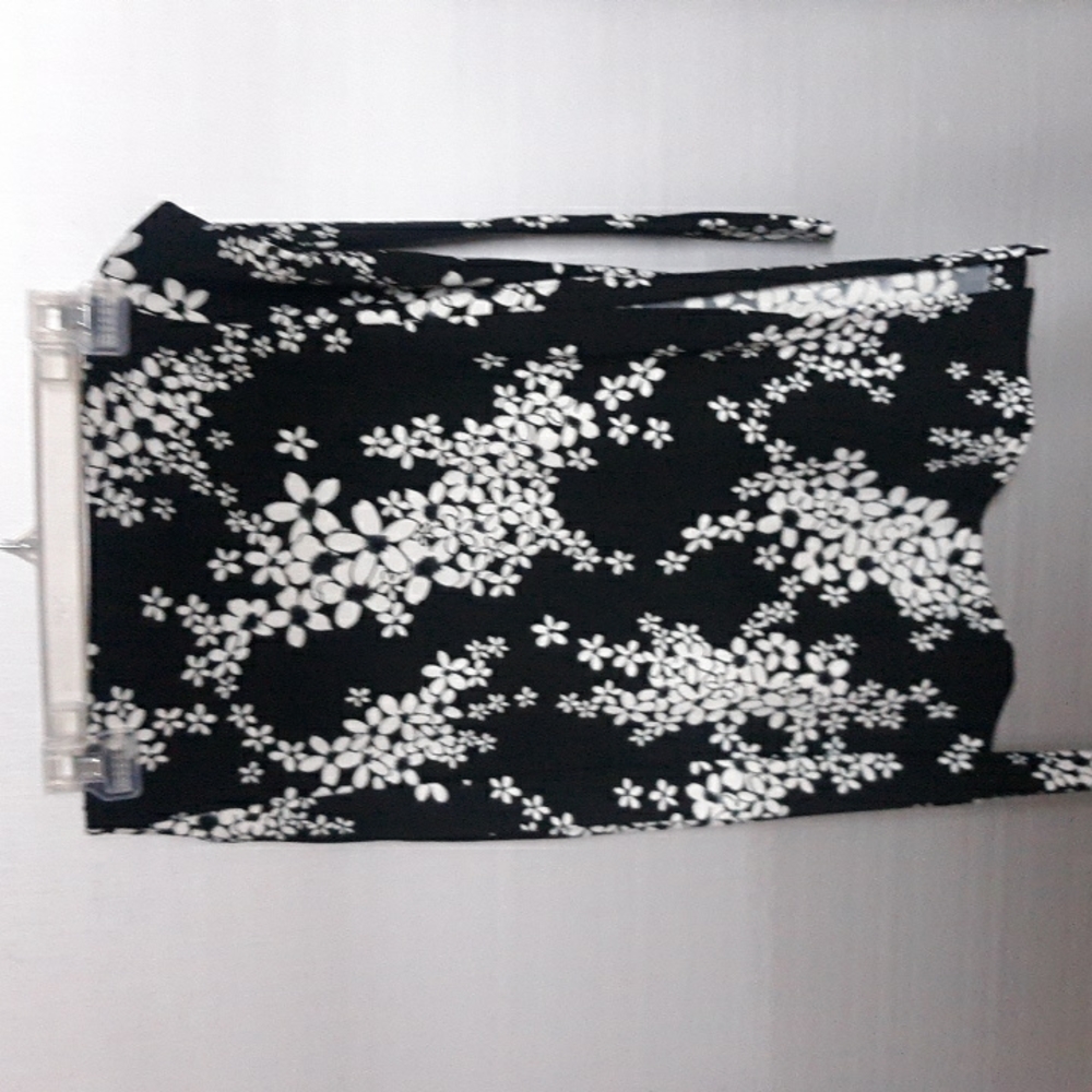 Outlooks Size M (SKU 81)
